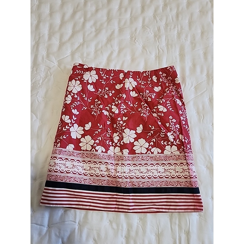 Ann Taylor LOFT Pink White Floral Skirt Size 8 Modern Pencil Straight Style 2193